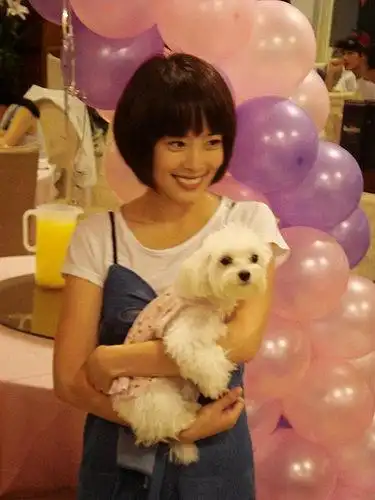 p>李康宜,1980年5月22日出生于中国台湾,毕业于 a target="_blank"