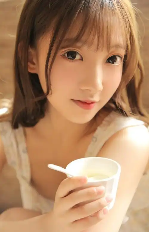 洁白雪嫩极品美女可爱清纯大眼萌妹子写真(2) - 唯一图库