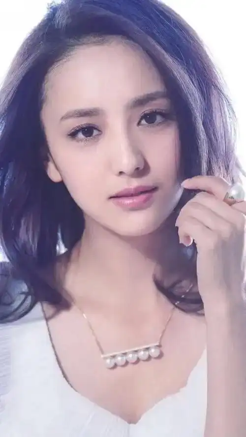 佟丽娅20张精美的照片