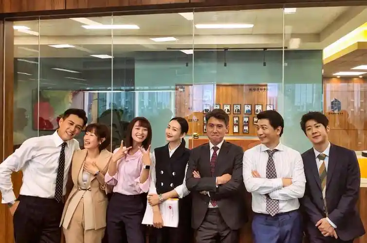 今晚精彩推介:《精英律师》辽宁卫视今晚播出_罗槟_戴曦_卢克