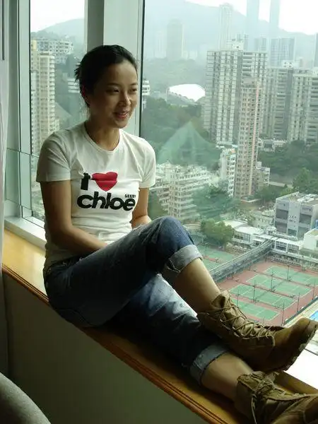 p>苏岩,1974年9月5日生于山东省济南市,中国内地女演员,毕业于 a