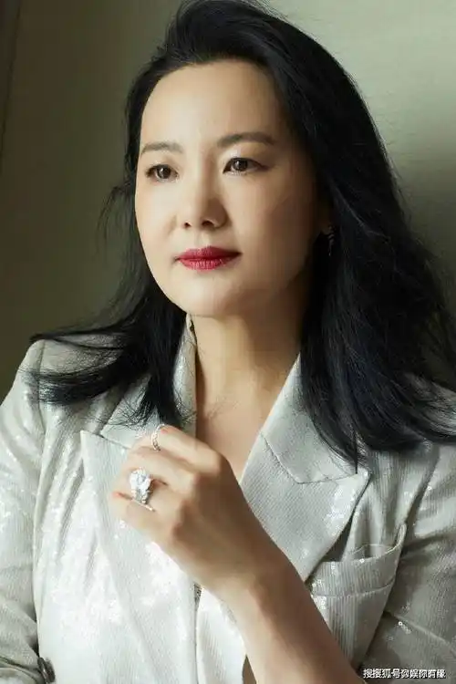 咏梅:陪了陈道明8年,但凡他求1次婚,我都不会嫁给王菲初恋栾树!