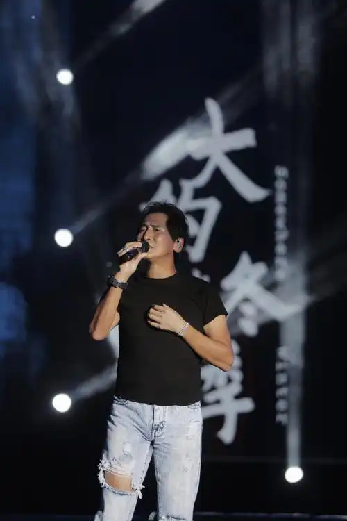 齐秦再唱金曲经典曲目掀怀旧热潮