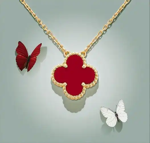 从奢侈品集团角度来说,蒂芙尼已经属于lv奢侈品集团旗下珠宝品牌了