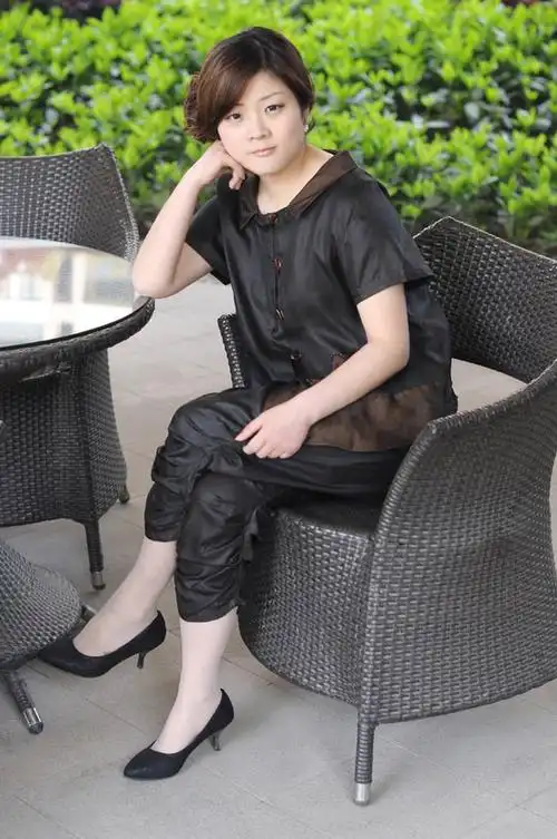 d90入手一年 首次发老婆3张