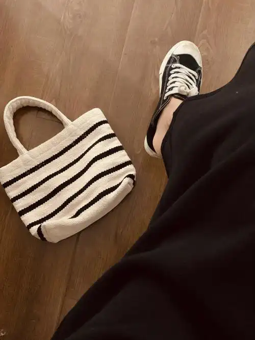 无印良品这个条纹帆布包太百搭了吧