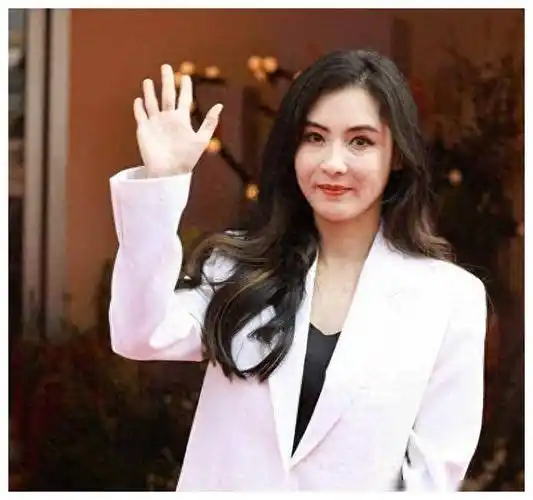 原创著名音乐人批评女星唱功举止网友疑似指责张柏芝