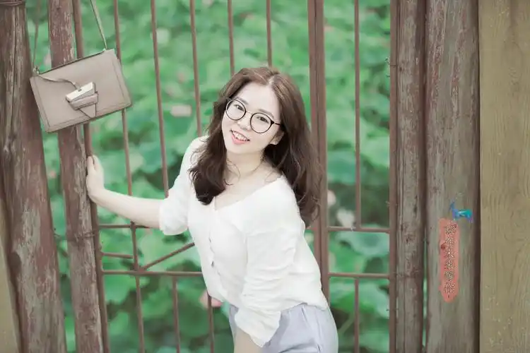 美好一瞬间 给同事小盛拍的一组生活照