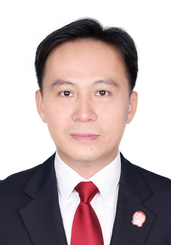 林晓峰党组成员